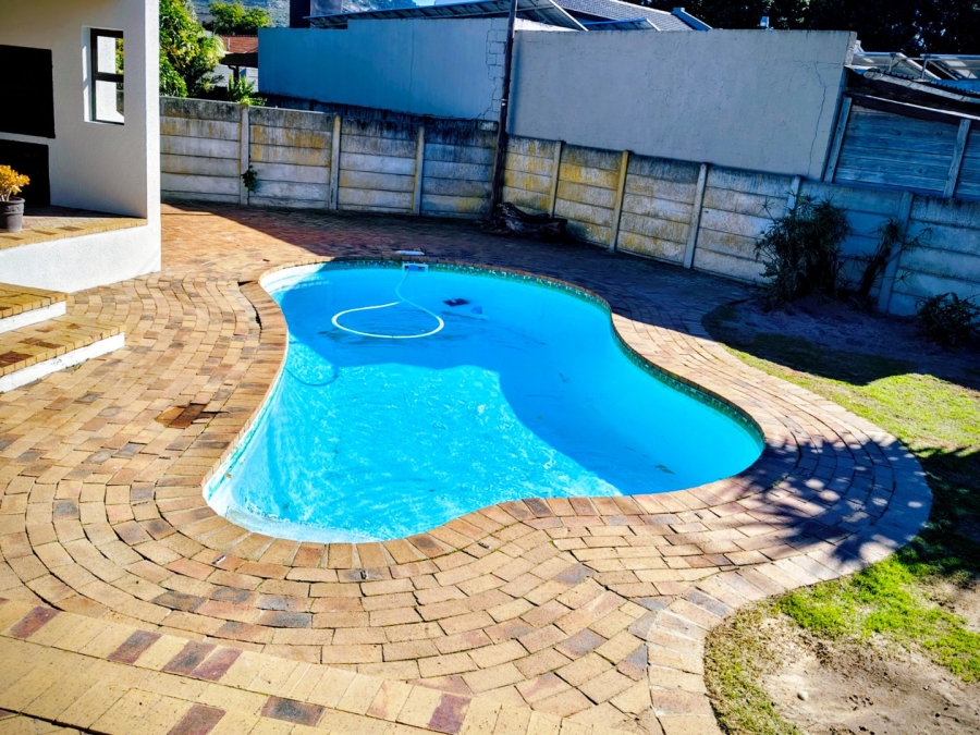 5 Bedroom Property for Sale in Paarl North Western Cape